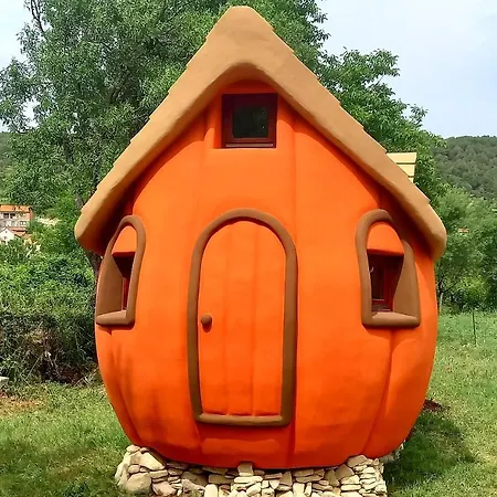 Krka Magic Pumpkin פארק נופש